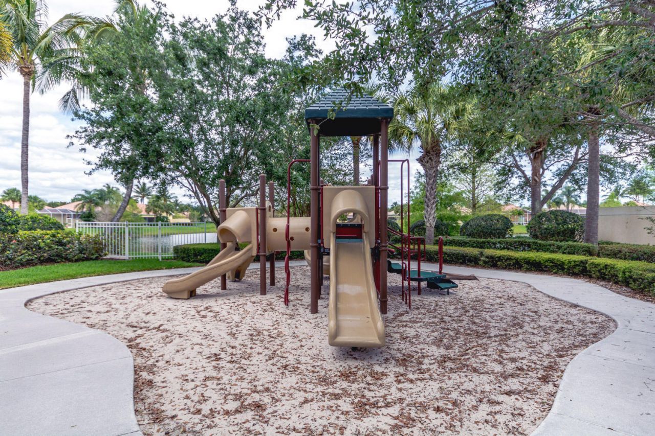 4705 Dovehill Drive, Palm Beach Gardens, FL 33418 Photo