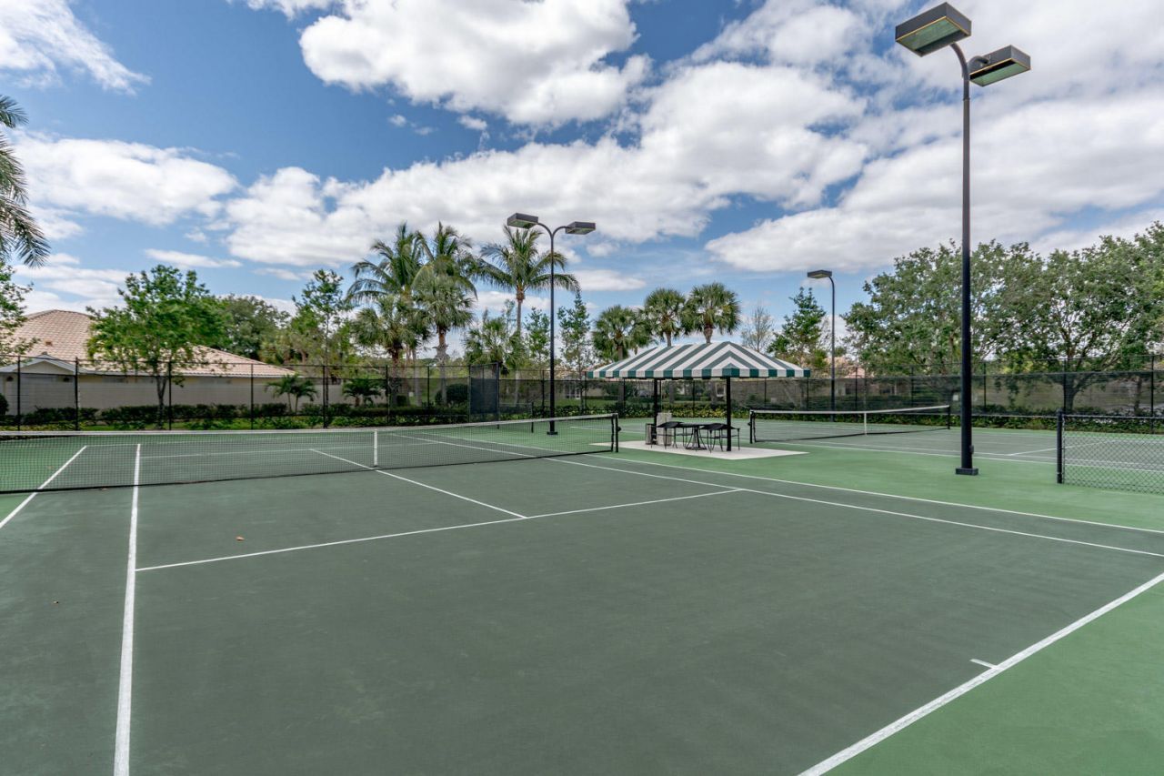4705 Dovehill Drive, Palm Beach Gardens, FL 33418 Photo