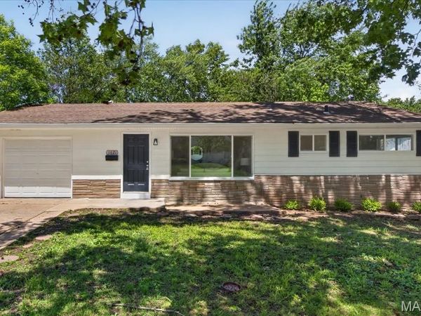 1621 Mowbry Lane , St Louis, MO 63136