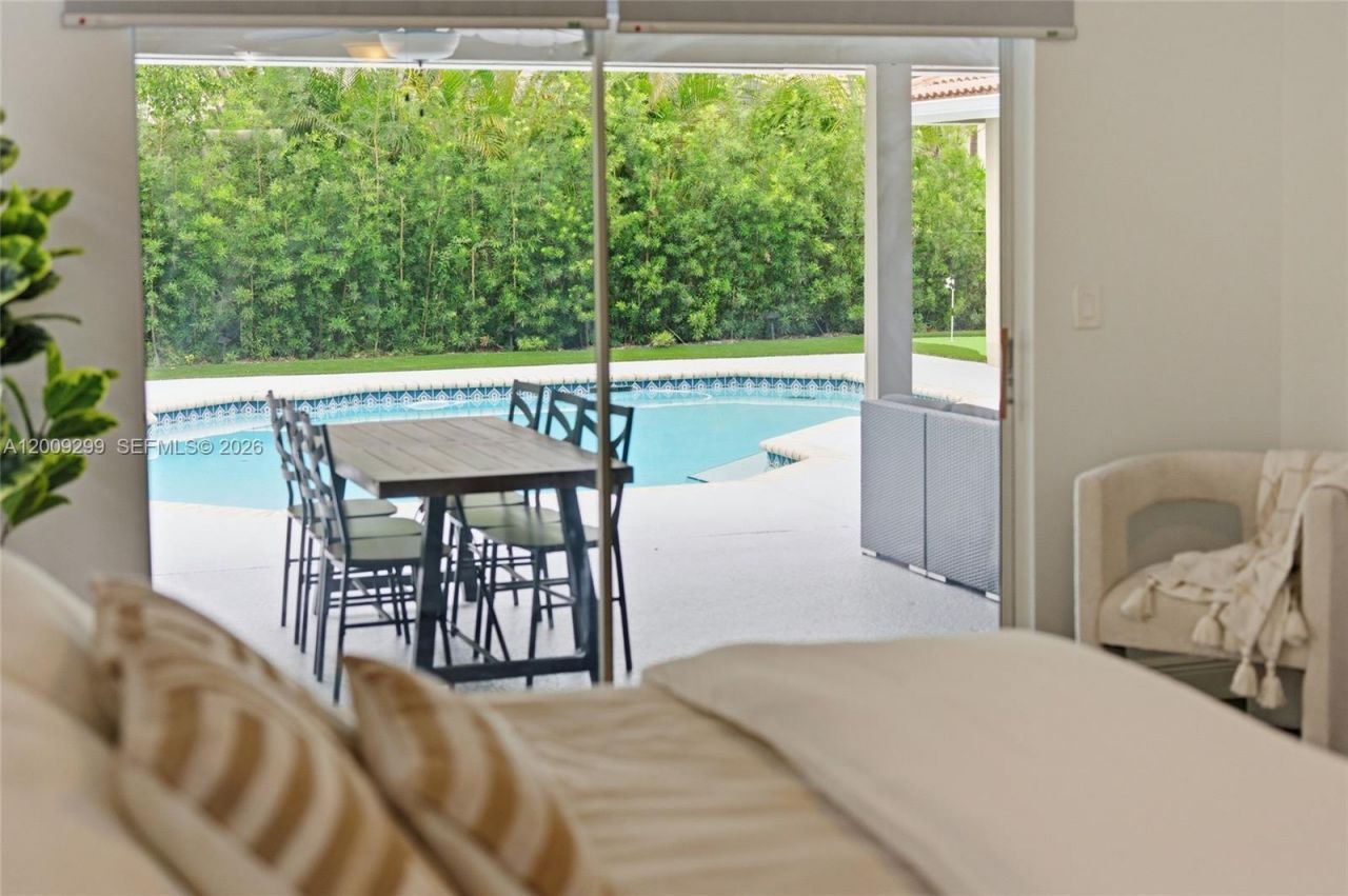 1135 Fairfax Ln, Weston, FL 33326 Photo