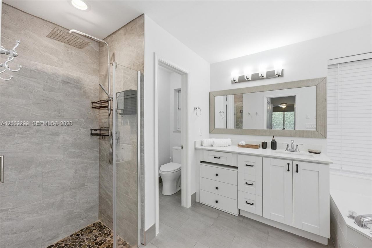 1135 Fairfax Ln, Weston, FL 33326 Photo