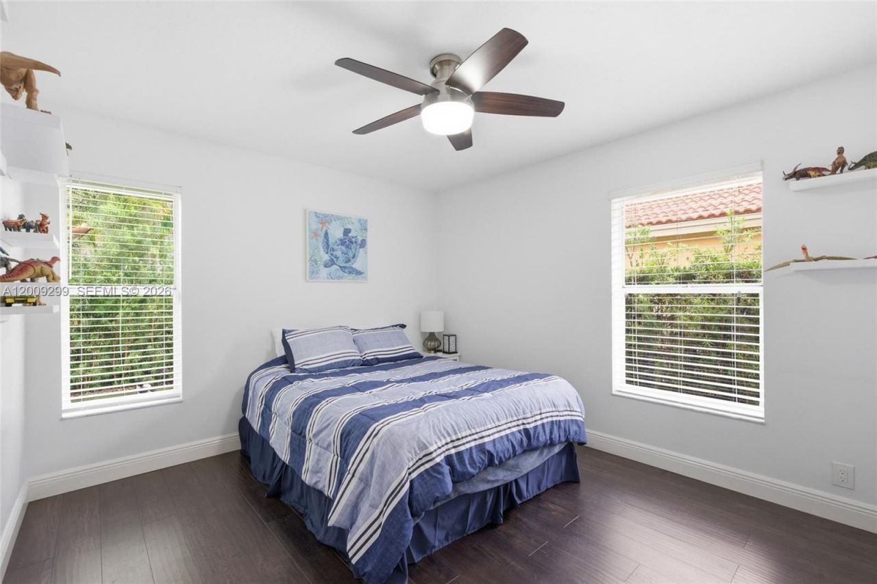 1135 Fairfax Ln, Weston, FL 33326 Photo