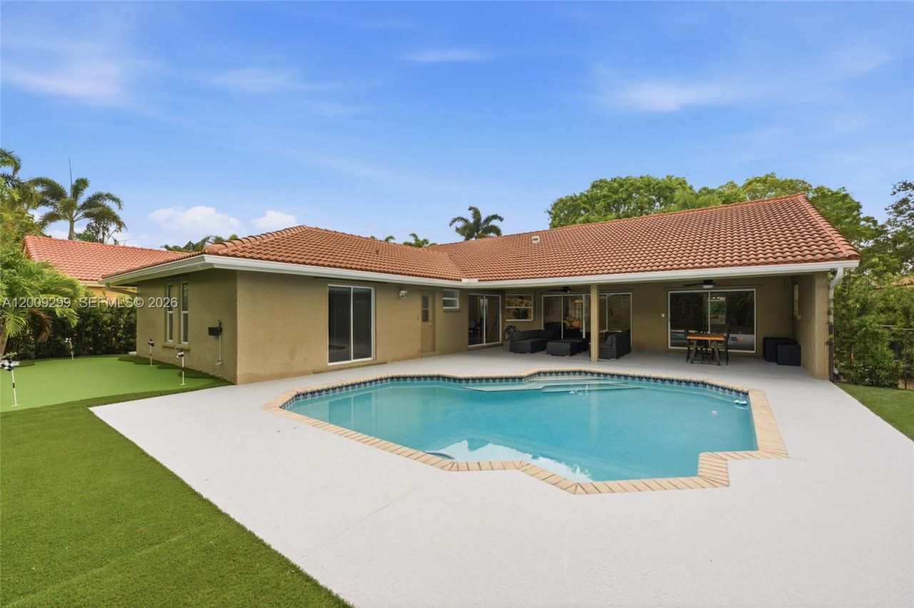 1135 Fairfax Ln, Weston, FL 33326 Photo