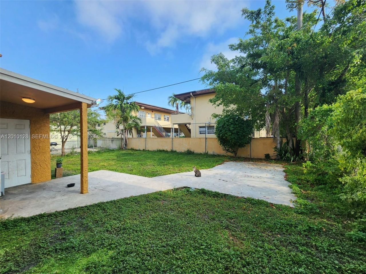 1043 NW 2nd St , Unit 3, Miami, FL 33128 Photo