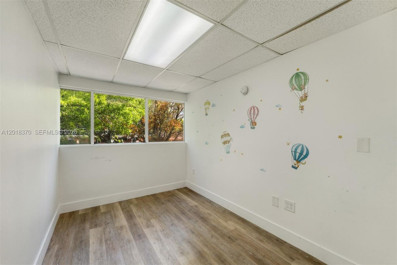 1378 SW 22nd St , Unit 2, Miami, FL 33145 Photo