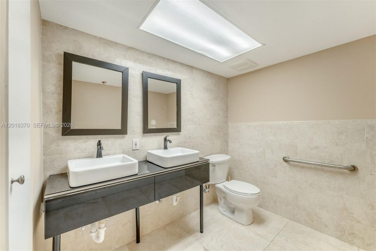 1378 SW 22nd St , Unit 2, Miami, FL 33145 Photo