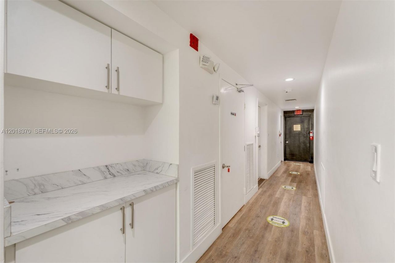 1378 SW 22nd St , Unit 2, Miami, FL 33145 Photo