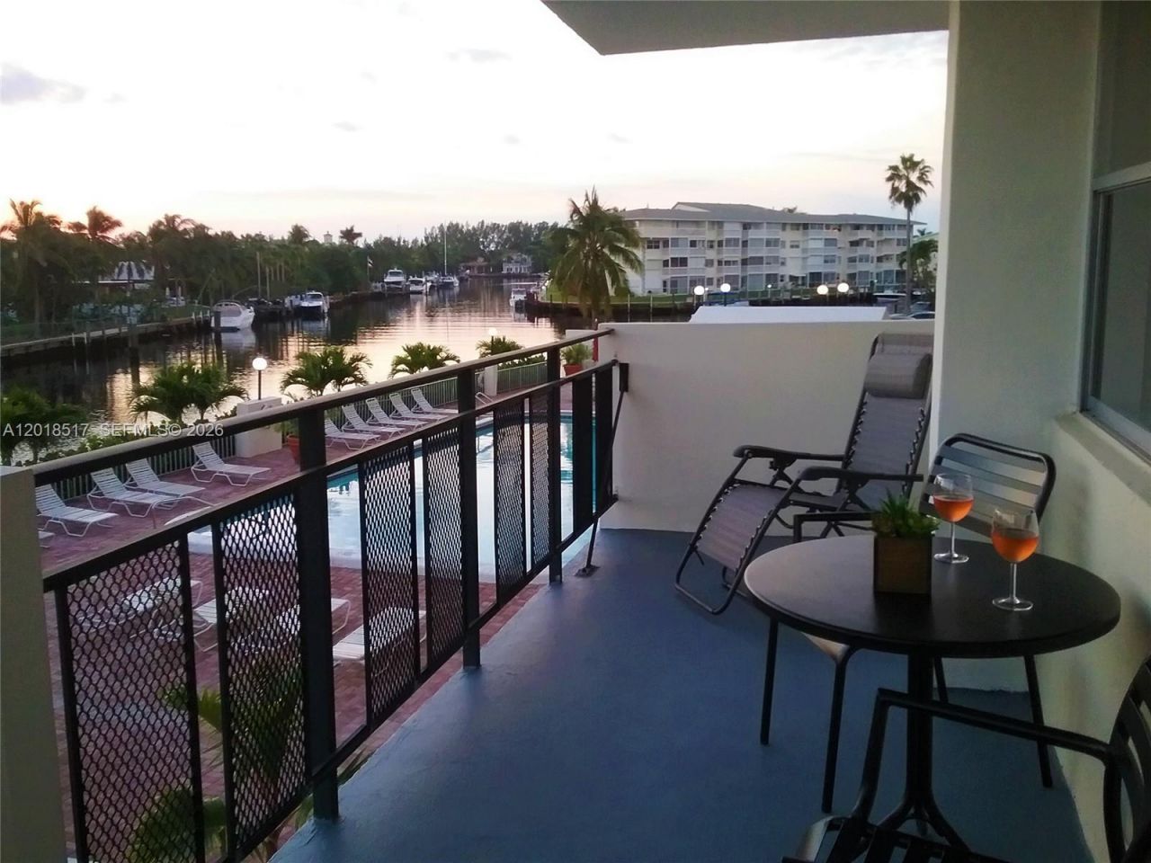 401 Golden Isles Dr , Unit 208, Hallandale Beach, FL 33009 Photo