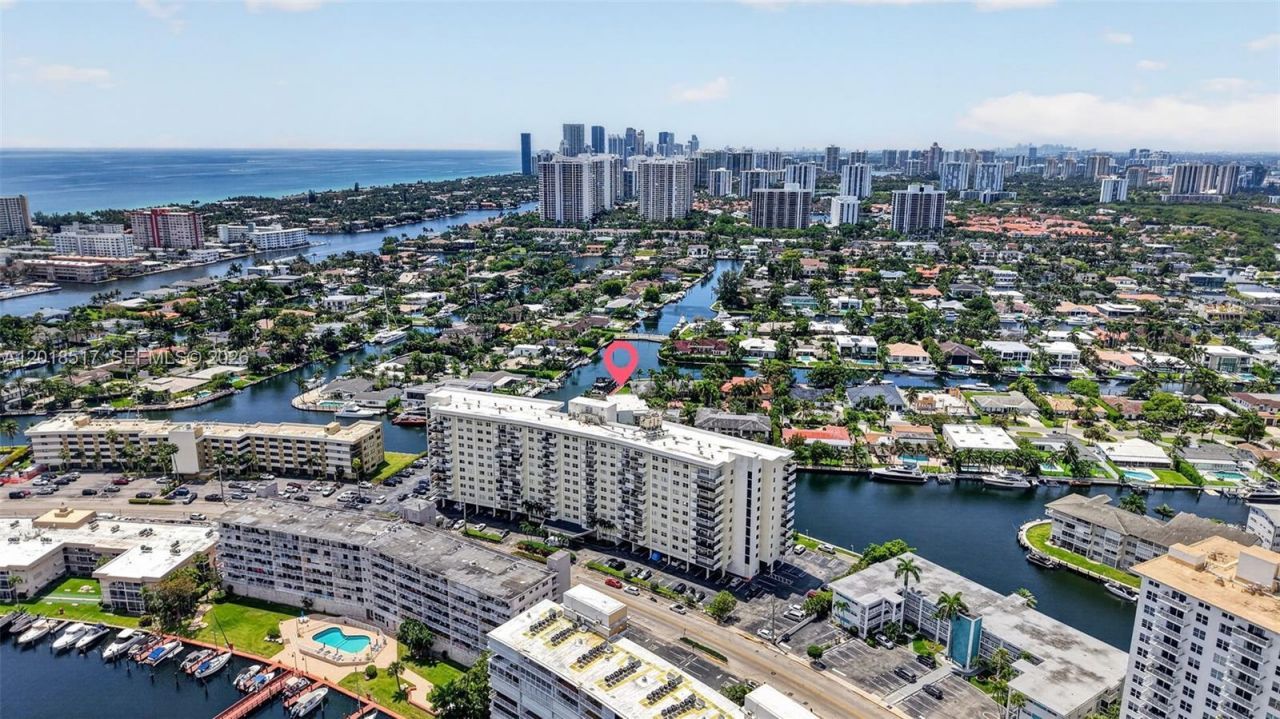 401 Golden Isles Dr , Unit 208, Hallandale Beach, FL 33009 Photo