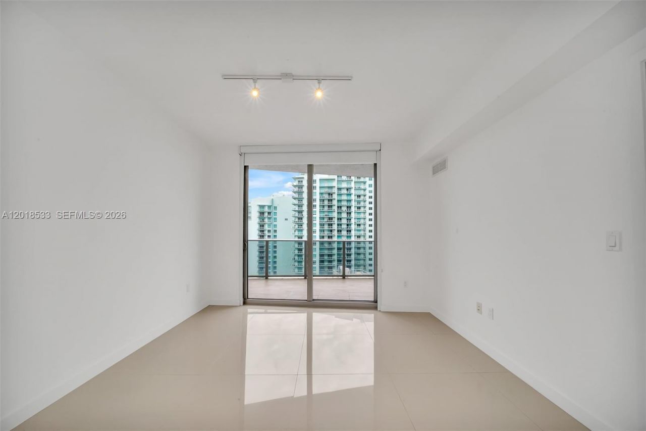 488 NE 18th St, Unit 4005, Miami, FL 33132 Photo
