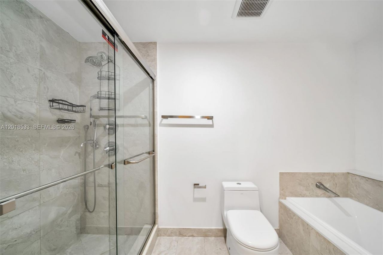 488 NE 18th St, Unit 4005, Miami, FL 33132 Photo