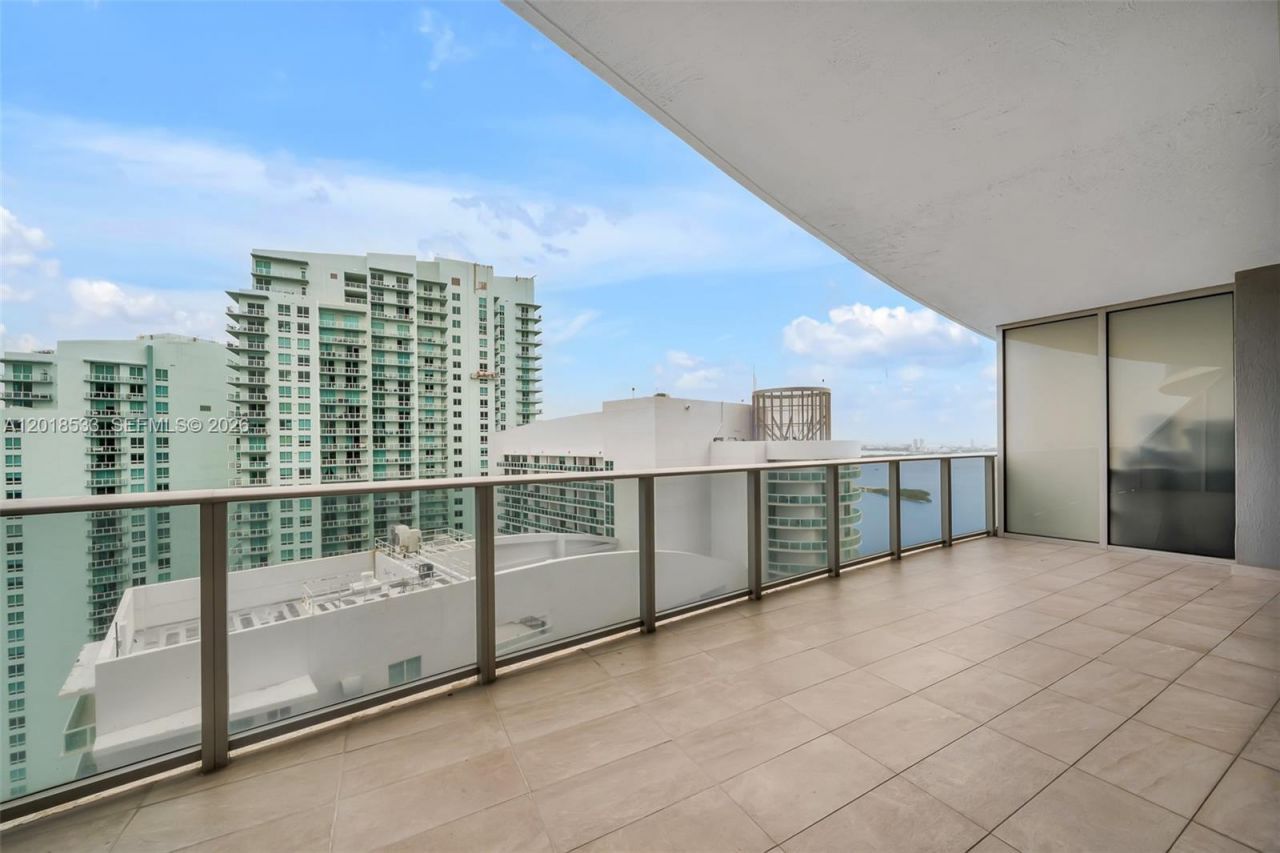 488 NE 18th St, Unit 4005, Miami, FL 33132 Photo