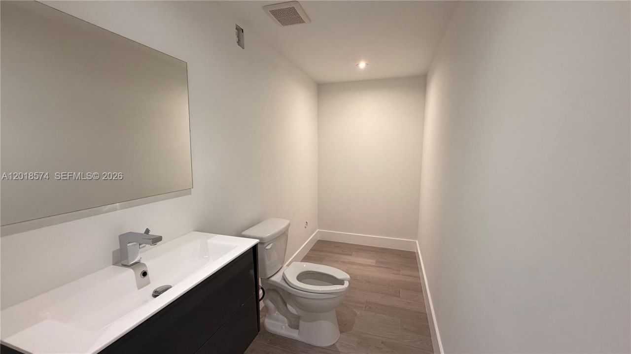 8335 NW 64th St , Unit 1, Medley, FL 33166 Photo