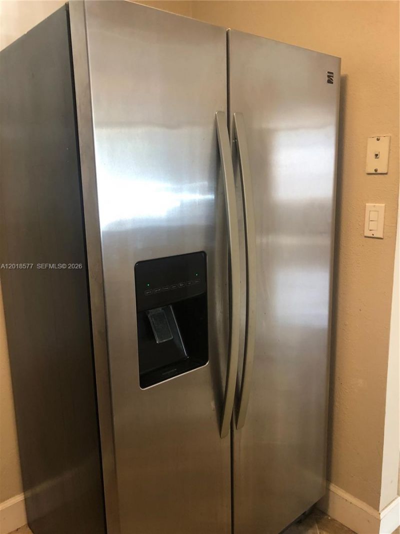 9350 Fontainebleau Blvd , Unit 204, Miami, FL 33172 Photo