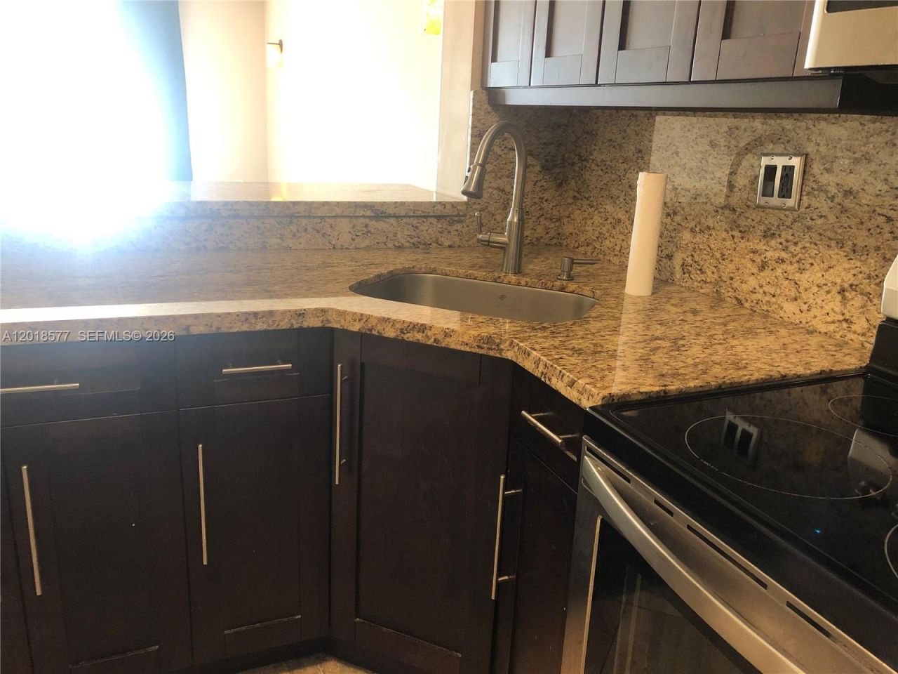 9350 Fontainebleau Blvd , Unit 204, Miami, FL 33172 Photo