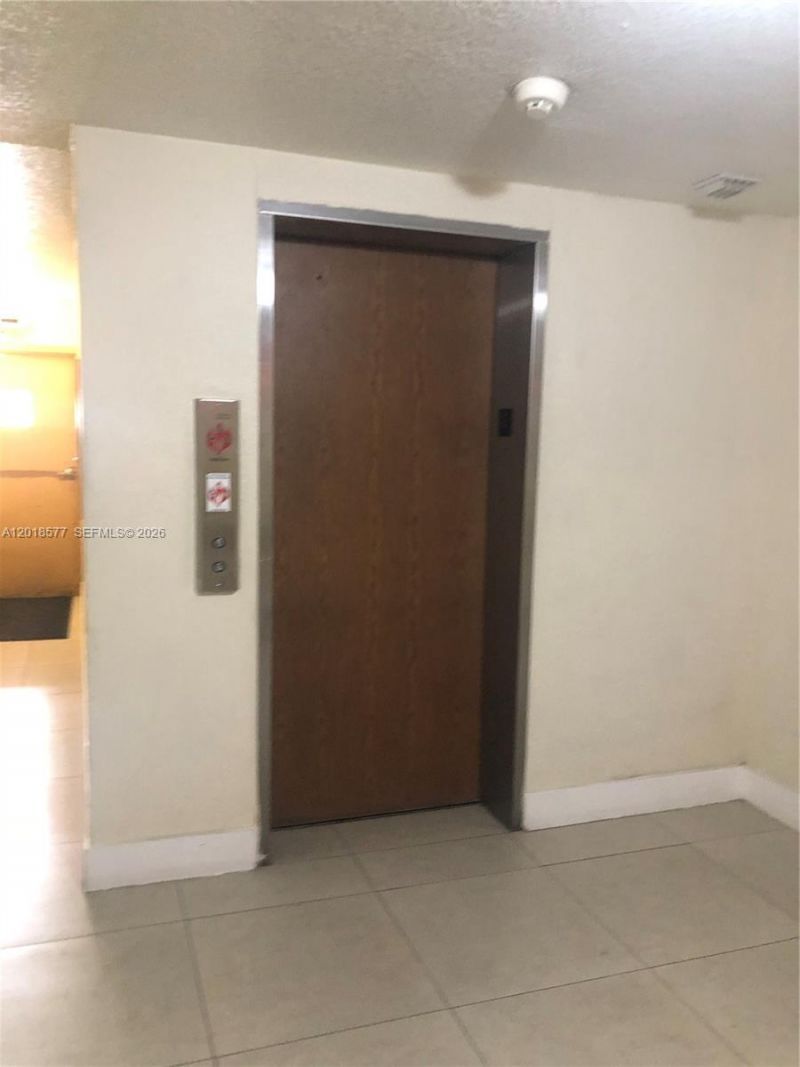 9350 Fontainebleau Blvd , Unit 204, Miami, FL 33172 Photo