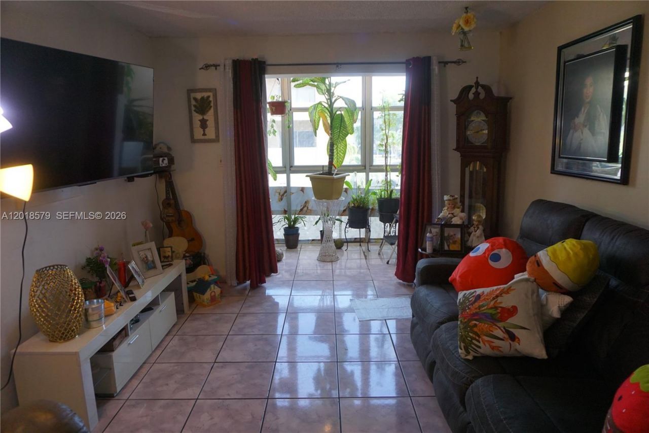 6095 W 19th Ave , Unit 205, Hialeah, FL 33012 Photo