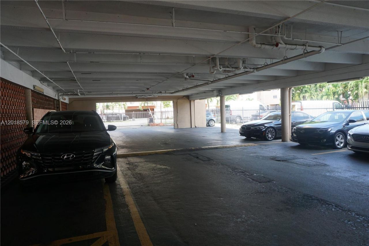6095 W 19th Ave , Unit 205, Hialeah, FL 33012 Photo
