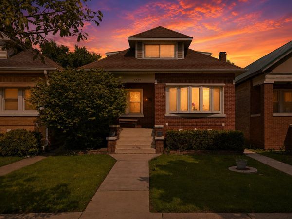 1229 Maple Avenue , Berwyn, IL 60402