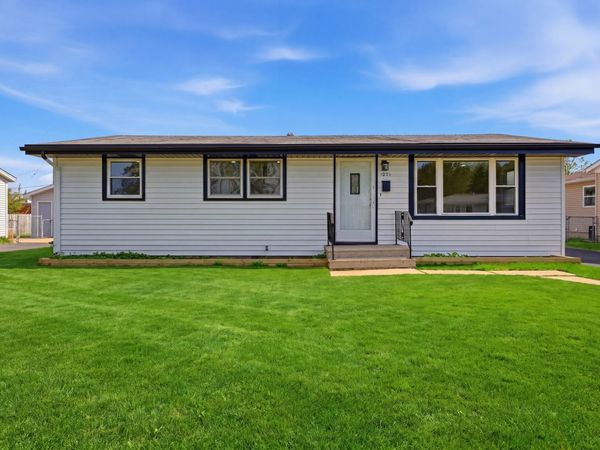 1021 Anna Avenue , Machesney Park, IL 61115