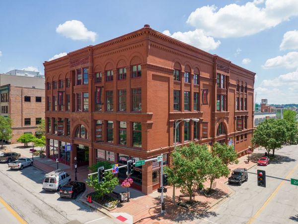 131 W 2nd Street , Unit 1A, Davenport, IA 52801