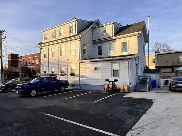 12 Pine St, Unit 2, Attleboro, MA 02703