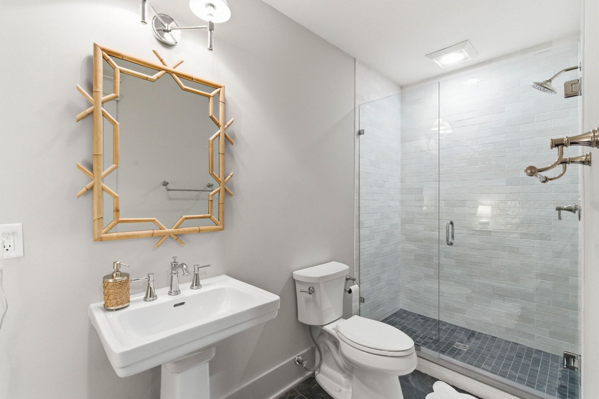 1109 Bay Street Photo 29