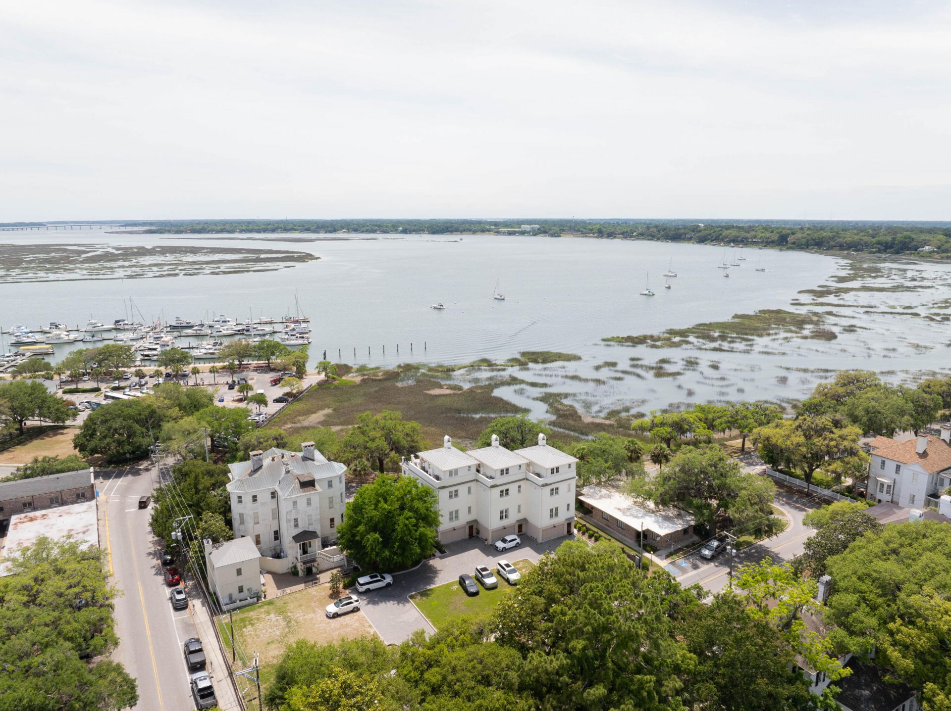 1109 Bay Street Photo 45