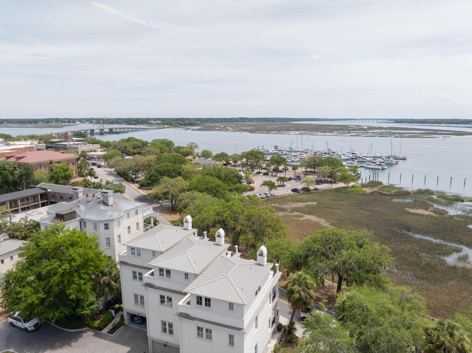 1109 Bay Street Photo 46