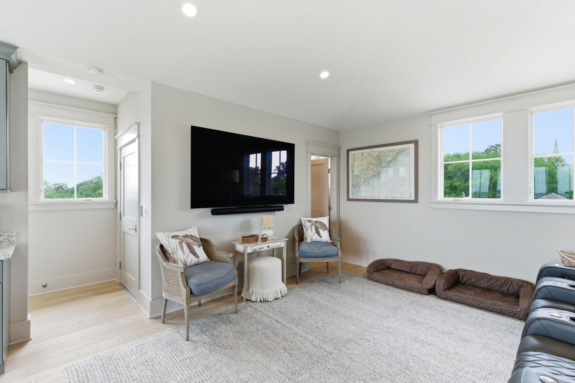 1109 Bay Street Photo 48