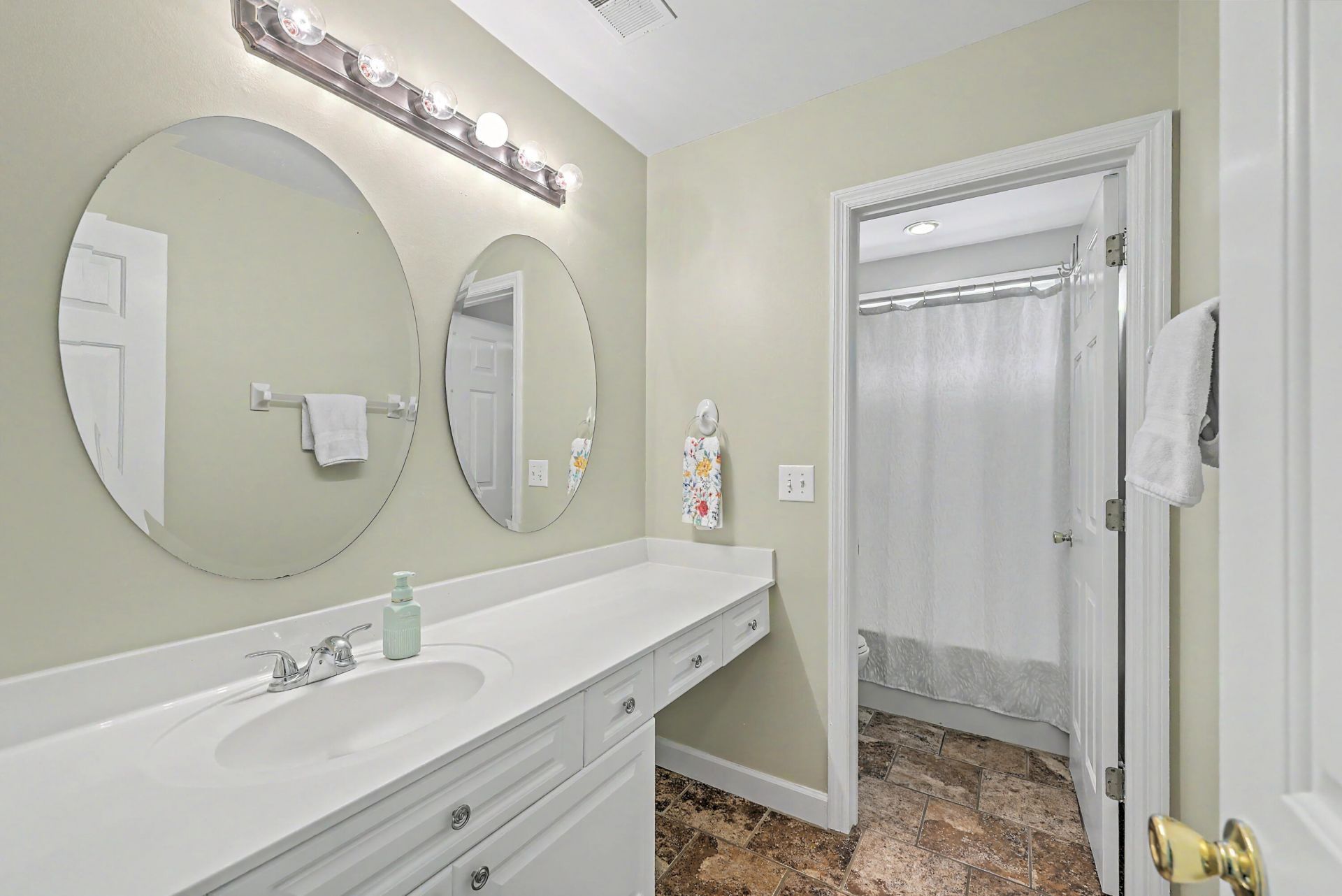 1023 Bidwell Circle Photo 32