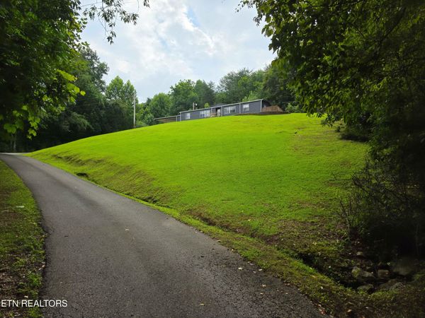 3552 Straight Fork Rd, Pioneer, TN 37847