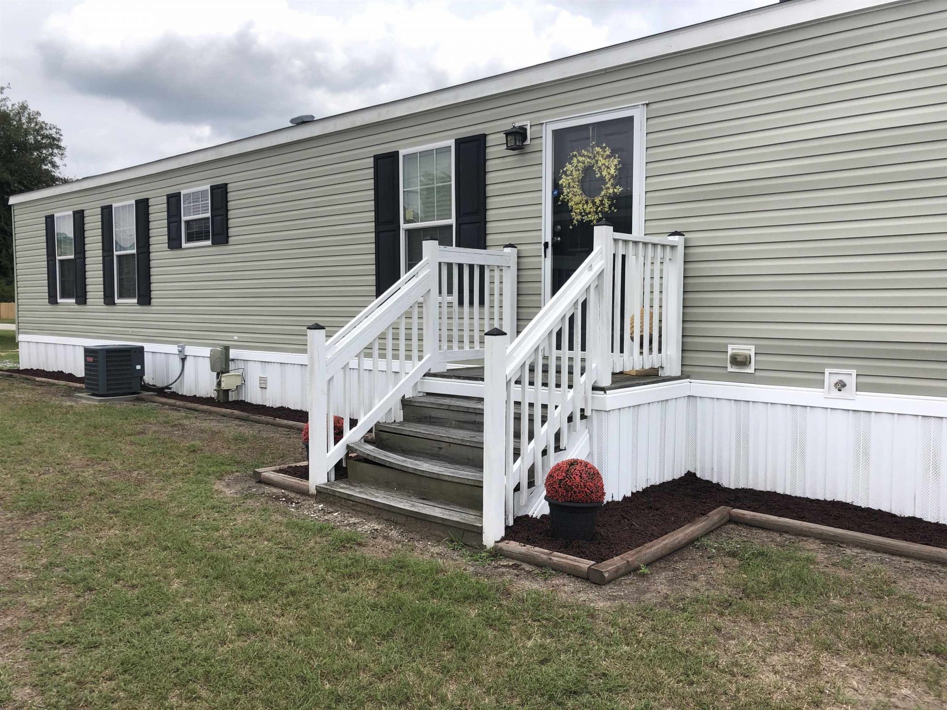 709 Parkway Dr. Photo 12