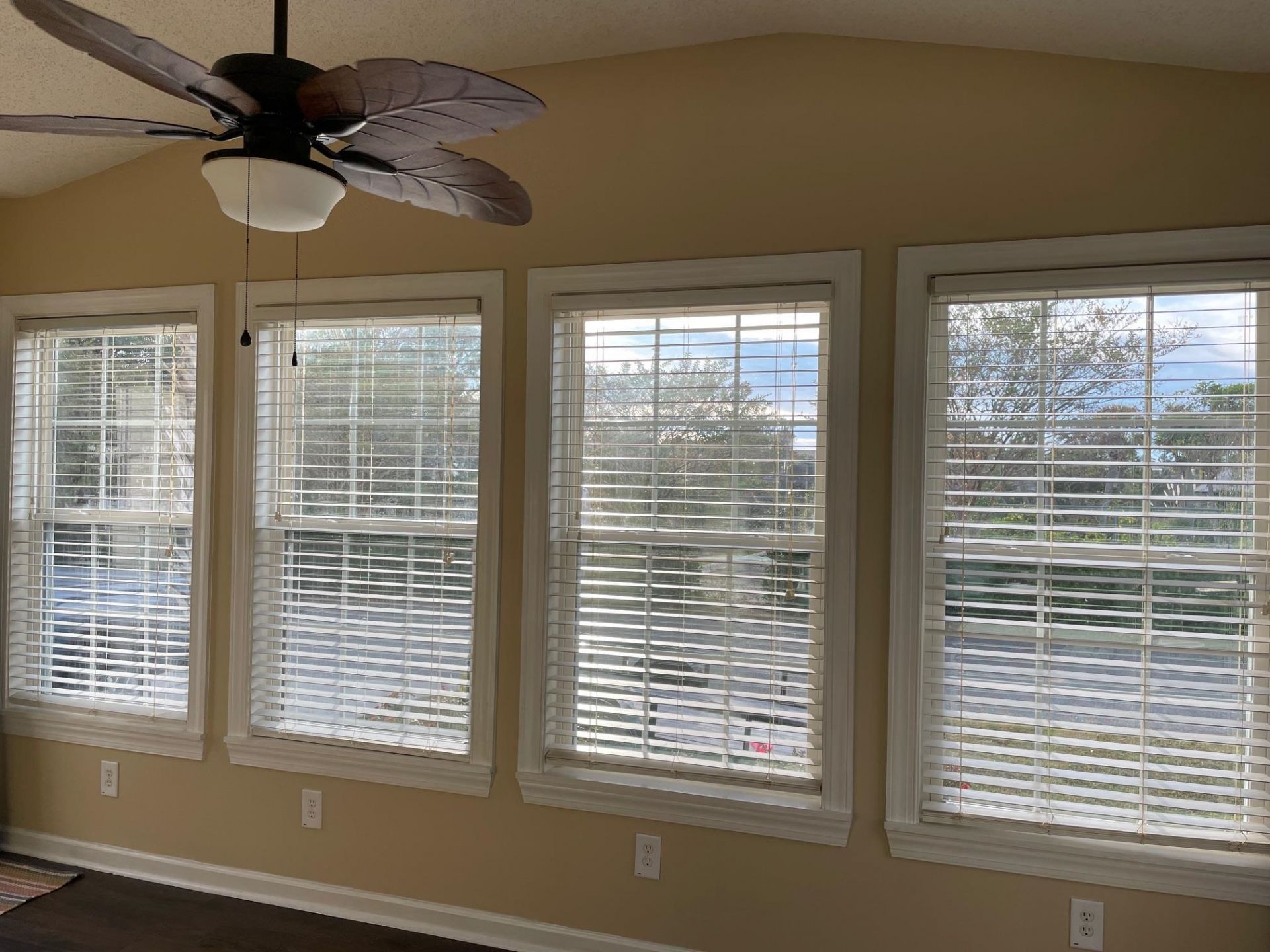 709 Parkway Dr. Photo 4