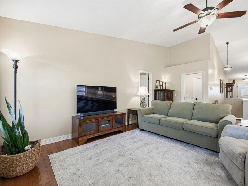 5943 Winebrook Drive, Westerville, OH 43081 Photo 12