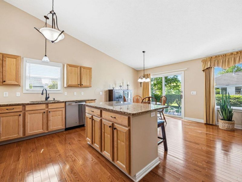 5943 Winebrook Drive, Westerville, OH 43081 Photo 3