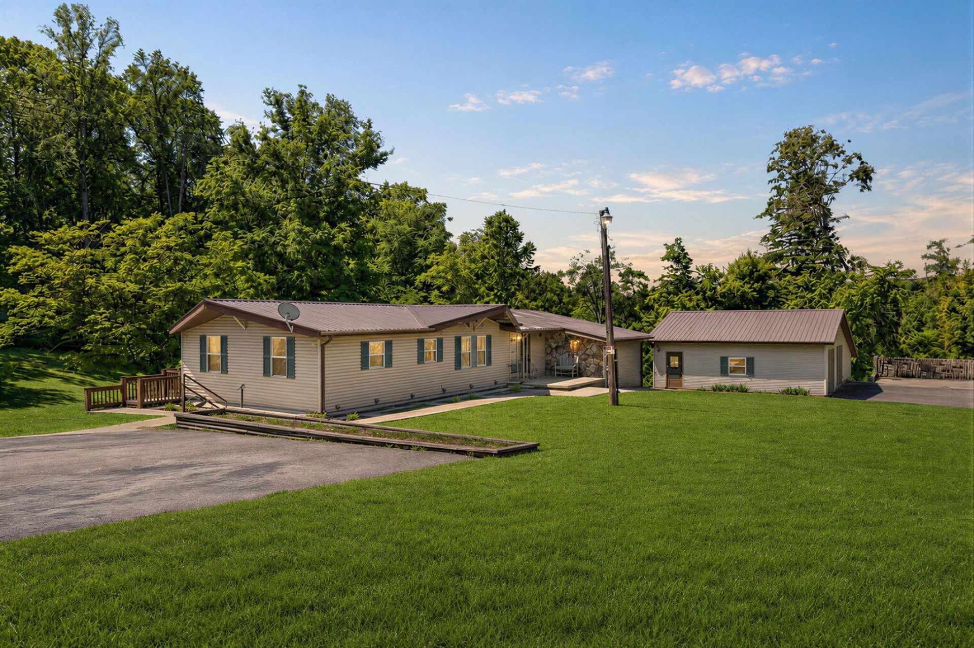 308 Dale Hollow Manor Road, Albany, KY 42602