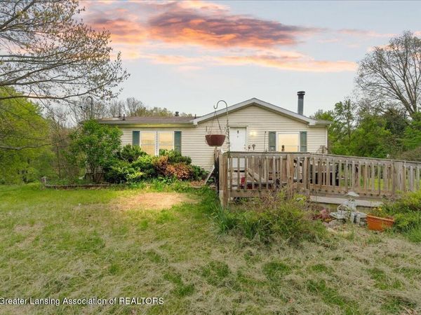 9999 Onondaga Road, Onondaga, MI 49264
