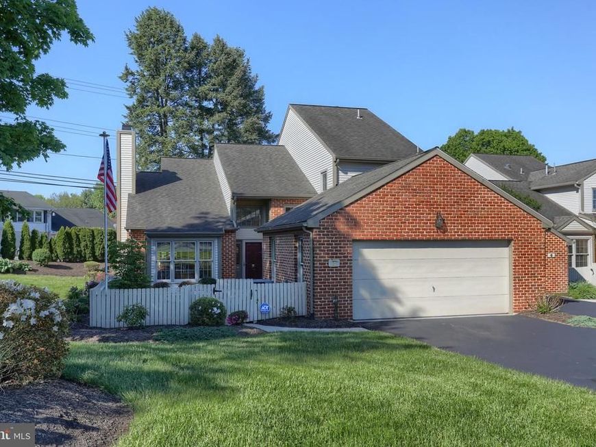 4 Cambridge Drive, Hershey, PA 17033 Main Photo