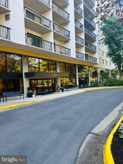 3800 Powell Lane, Unit 1224, Falls Church, VA 22041 Main Photo