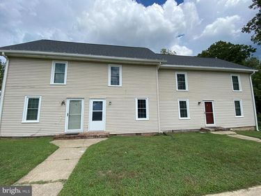 210 MILFORD STREET, Unit B, BOWLING GREEN, VA 22427