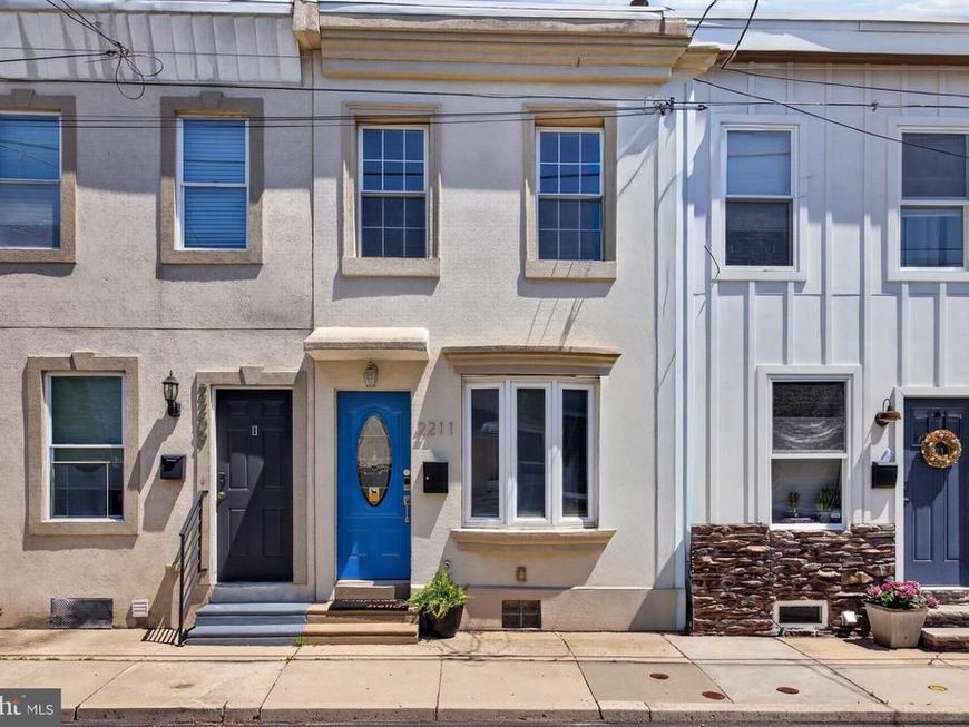 2211 E Harold Street, Philadelphia, PA 19125 Main Photo