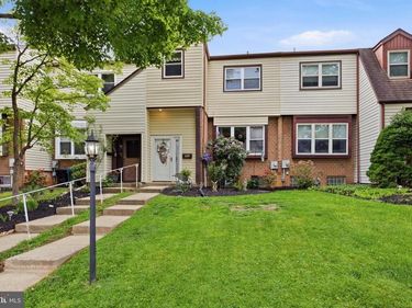 282 BIRCH DRIVE, LAFAYETTE HILL, PA 19444