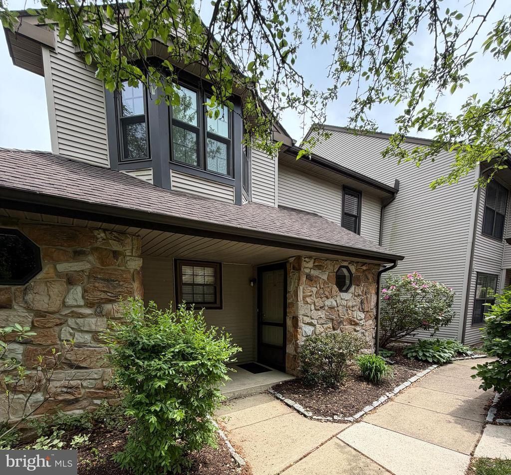 242 SASSAFRAS COURT, WARRINGTON, PA 18976