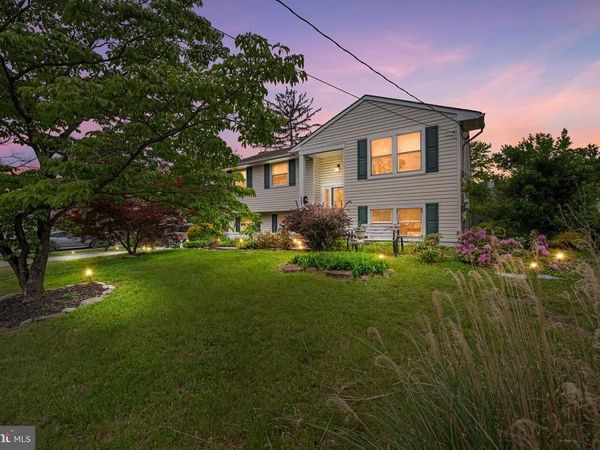 502 W LAUREL ROAD, STRATFORD, NJ 08084