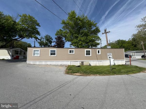 41 DILLAN DRIVE, MALVERN, PA 19355