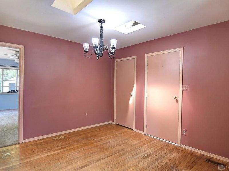 915 Carole Street, Miamisburg, OH 45342 Photo 7