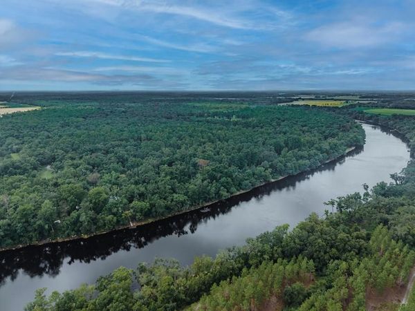 204th Pl, O'Brien, FL 32071