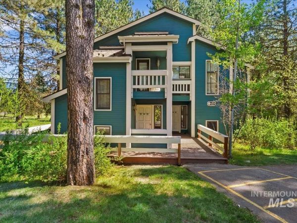 2981 Kimberland Dr, Unit 302, New Meadows, ID 83654