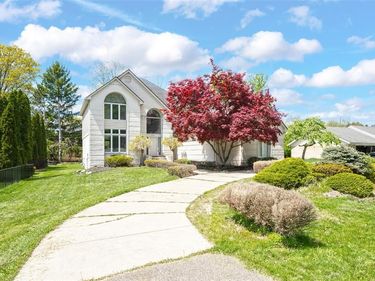 2337 HORSESHOE Drive, West Bloomfield Twp, MI 48322